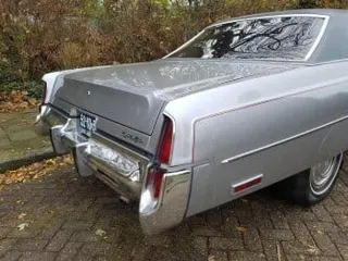 1977 Chrysler New Yorker Brougham — photo 11
