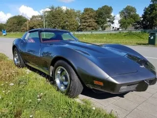 1976 Chevrolet Corvette Stingray — photo 15