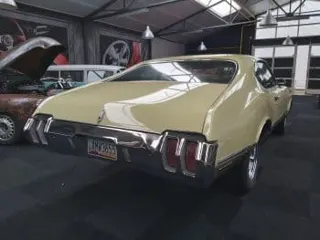 1970 Oldsmobile Cutlass Supreme — photo 28