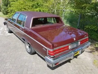1983 Buick Park Avenue — photo 13