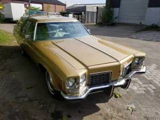 1972 Oldsmobile Custom Cruiser — photo 20