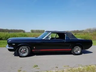 1966 mustang convertible black — photo 13