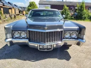 1970 Cadillac Coupe de Ville grey — photo 11