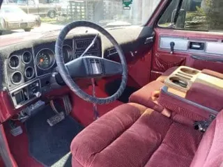 1978 Chevrolet Suburban 454ci — photo 24