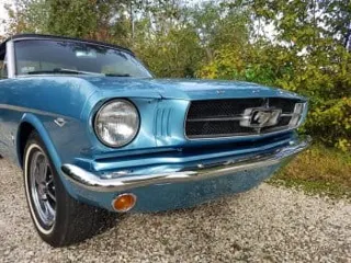 1965 Ford Mustang convertible — photo 9