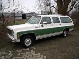 1976 GMC Suburban 15 Grande Sierra