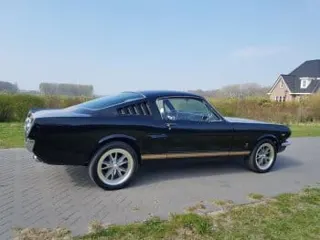 1965 Ford Mustang rent a hertz — photo 10