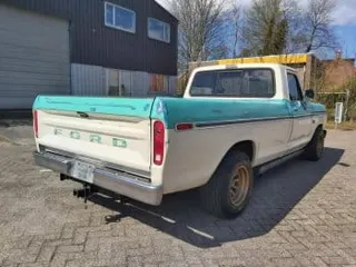 1976 Ford F100 racing — photo 14