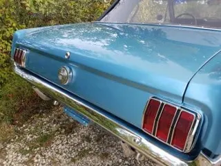 1965 Ford Mustang convertible — photo 28