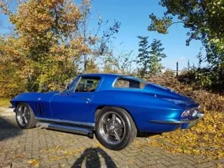 1966 Chevrolet Corvette Stingray — photo 32