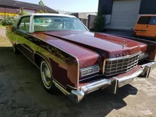 1973 Lincoln Continental Coupe — photo 2