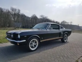 1965 Ford Mustang rent a hertz — photo 3