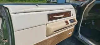 1974 Chrysler New Yorker Brougham — photo 13