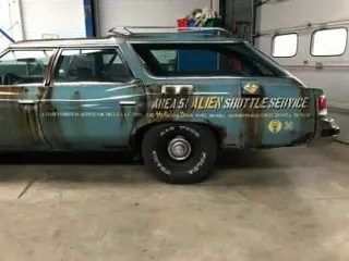 1974 1874 Pontiac Grand Safari wagon — photo 8