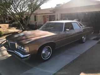 1976 Pontiac Bonneville — photo 1