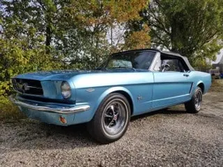 1965 Ford Mustang convertible — photo 23