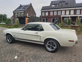 1968 Ford Mustang hardtop coupe — photo 6
