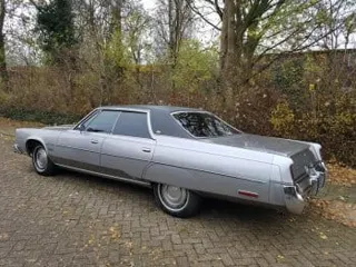 1977 Chrysler New Yorker Brougham — photo 9