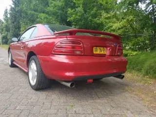 1994 Ford Mustang GT — photo 16