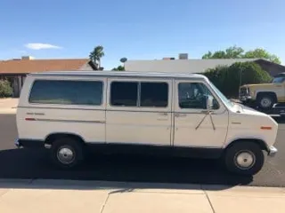 1975 Ford Econoline Van — photo 20