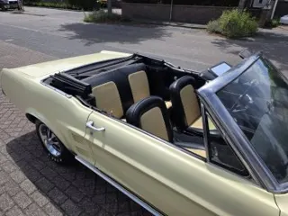 1967 Ford Mustang Convertible Springtime Yellow — photo 9