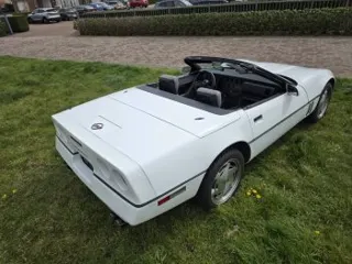 1989 Chevrolet Corvette convertible — photo 10