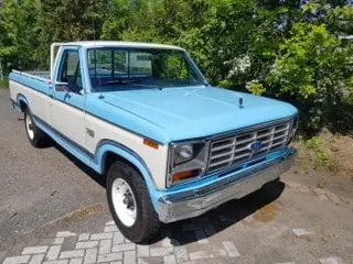 1982 Ford F250 XLT — photo 22