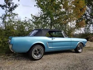 1965 Ford Mustang convertible — photo 35