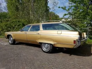 1972 Oldsmobile Custom Cruiser — photo 8