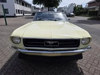 1967 Ford Mustang Convertible Springtime Yellow — photo 10