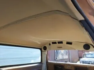 1980 Chevrolet Suburban 4x4 — photo 7