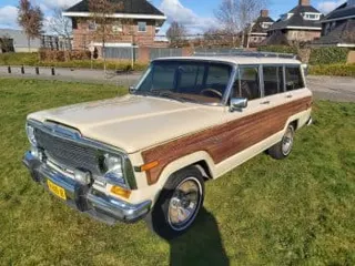 1984 Jeep Grand Wagoneer — photo 15