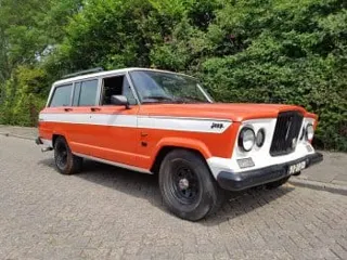 1965 Chrysler Jeep Kaiser Wagoneer — photo 6