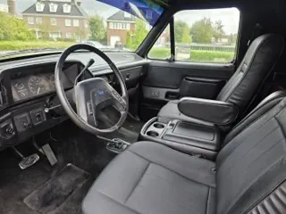 1987 Ford Bronco XLT 4x4 — photo 5