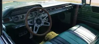 1960 Pontiac Bonnevile hardtop coupe — photo 4