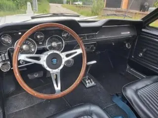 1968 Ford Mustang hardtop coupe — photo 3