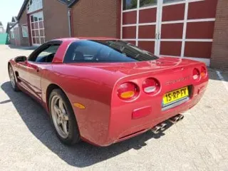 1998 Chevrolet Corvette C5 — photo 20