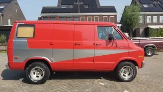 1975 Dodge Tradesman shorty — photo 3