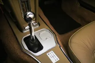 1965 Chevrolet Corvette Convertible — photo 16