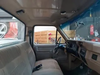 1985 Ford F150 4x2 — photo 3