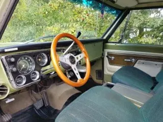 1972 Chevrolet Suburban C20 custom — photo 27