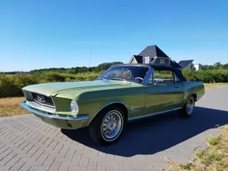 1968 Ford Mustang convertible — photo 1