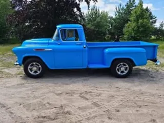 1957 Chevrolet stepside 3200 — photo 1