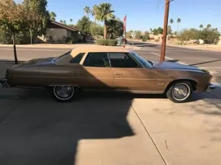1976 Pontiac Bonneville — photo 7