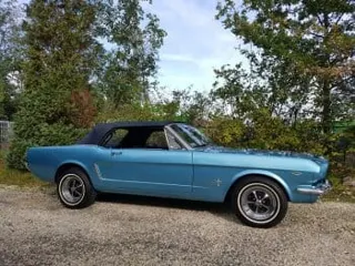1965 Ford Mustang convertible — photo 3