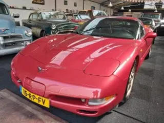 1998 Chevrolet Corvette C5 — photo 19