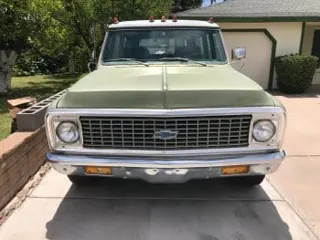 1972 Chevrolet Suburban C20 custom — photo 17
