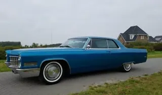 1966 Cadillac Coupe de Ville — photo 1