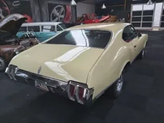 1970 Oldsmobile Cutlass Supreme — photo 24