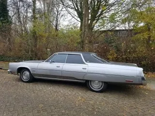 1977 Chrysler New Yorker Brougham — photo 31